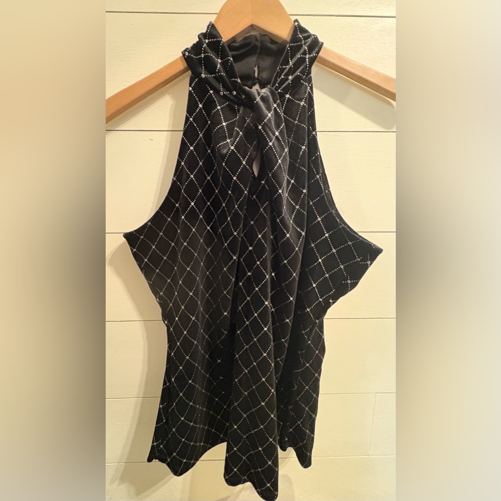 NWOT: 7th Avenue New York & Comp. Black Velvet M Halter w/Silver Diamond Accents